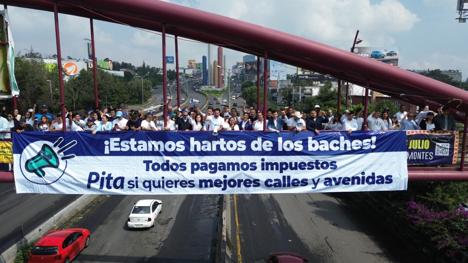 ¡Estamos hartos de los baches!